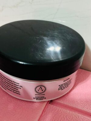 WhatsApp Image 2026-02-19 at 05.53.04 (2) (1) Intimate Brightening Cream